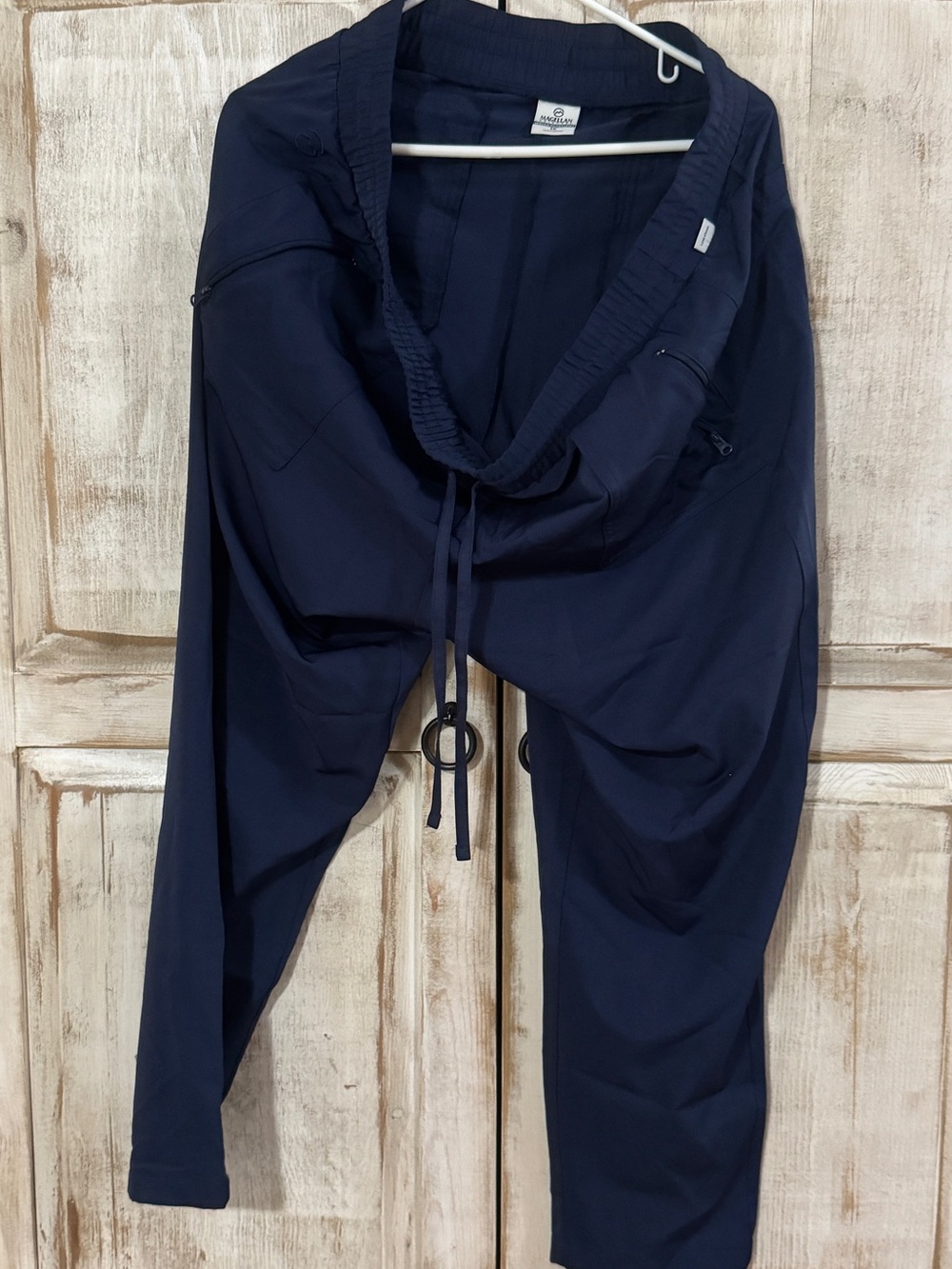 Magellan Outdoors Navy Drawstring travel Pants